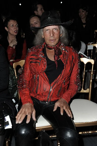 Look 8